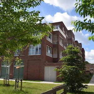  Appartement Large Penthouse - Private Parking - In A Beautiful Domain België